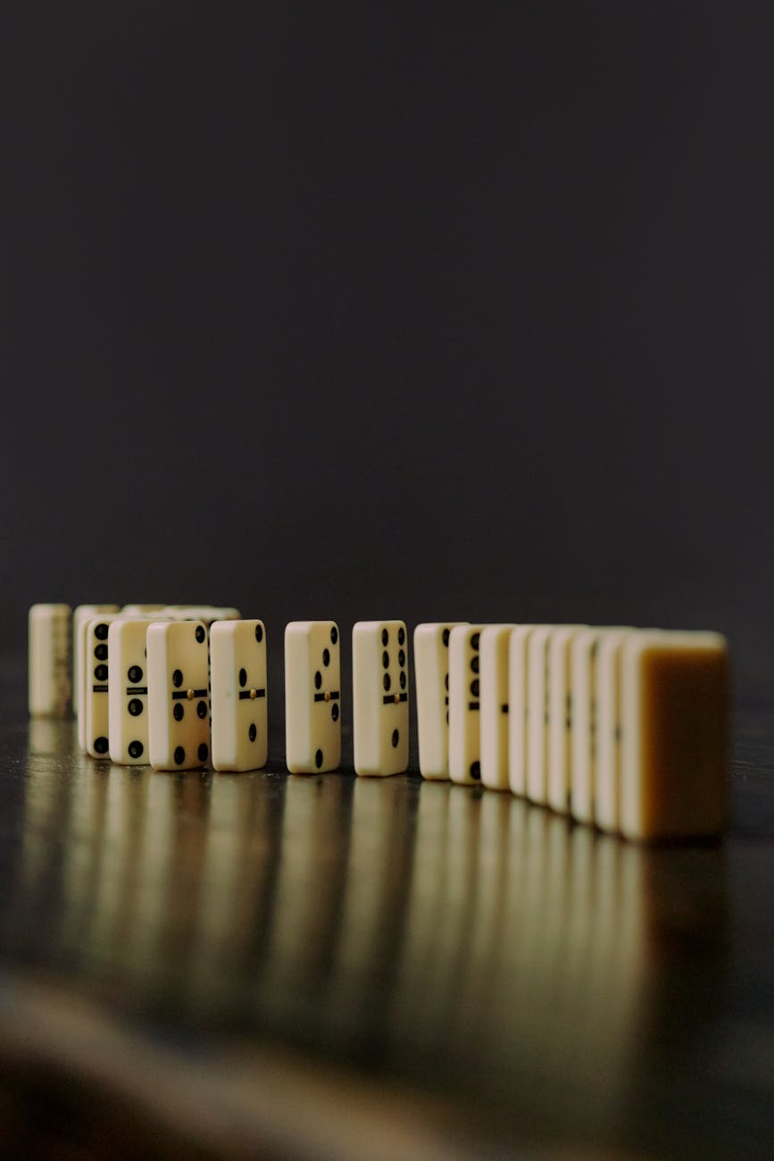 domino blocks in a row